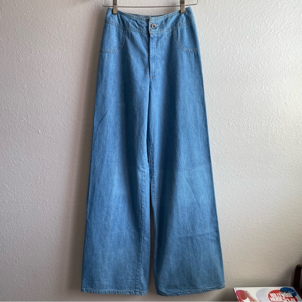Vintage 1970s wide leg bell bottom orange tab Levi's jeans